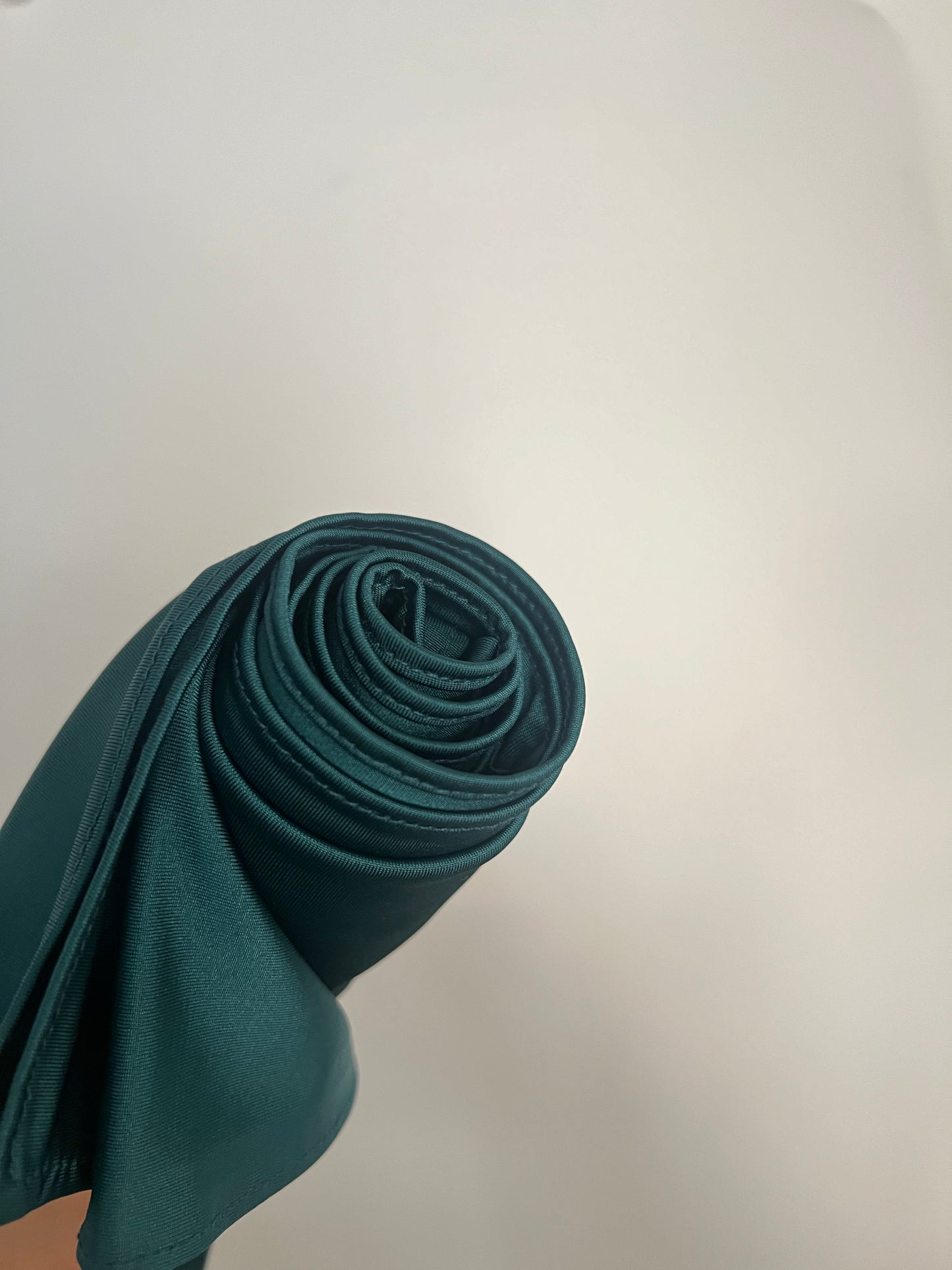 Hijab Jersey Premium Satiné Vert Royale